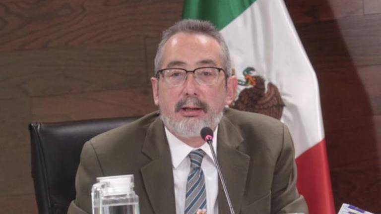 Óscar Mauricio Guerra Ford renunció al cargo de secretario ejecutivo del Sistema Nacional de Transparencia al descubrirse que usó una tarjeta corporativa para pagar en un table dance.