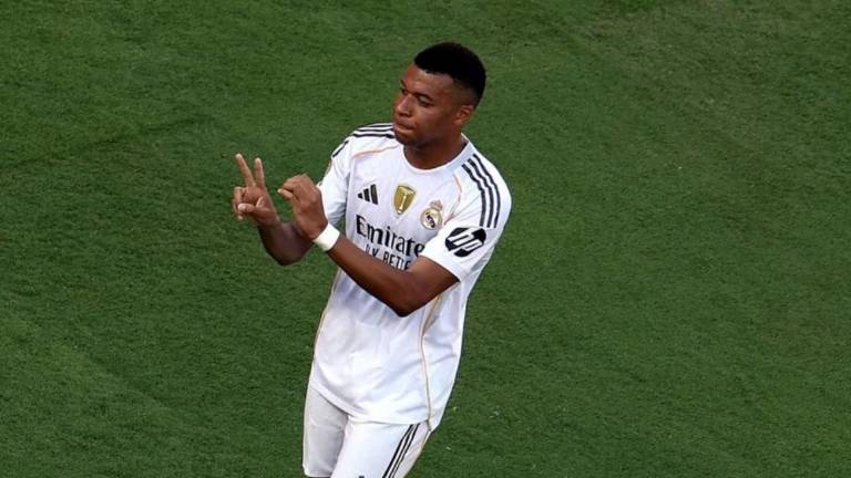 Kylian Mbappé sigue en su disputa con el PSG.