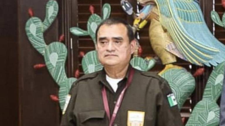 Salvador González solicitó a través de sus abogados que se le impusiera un arraigo domiciliario o que fuera enviado a un prisionero militar.