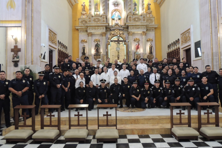Festejan el Día del Bombero con una misa de acción de gracias