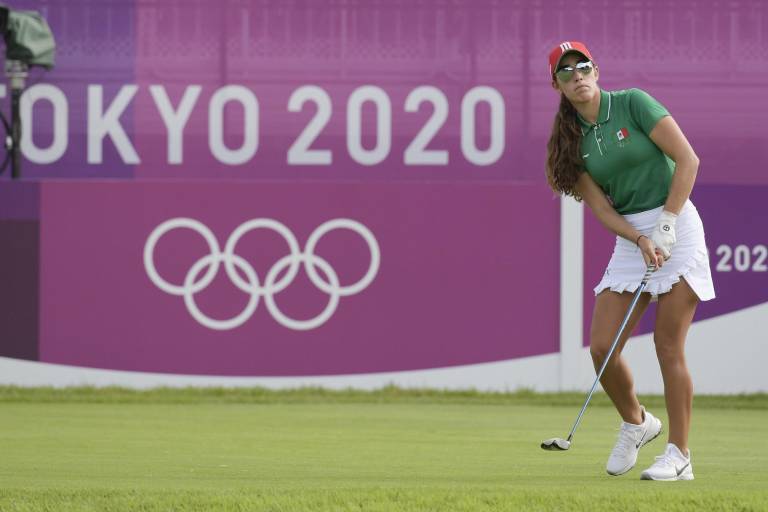 Mexicanas Fassi y López suben posiciones en tercera ronda del golf femenil en Tokio 2020