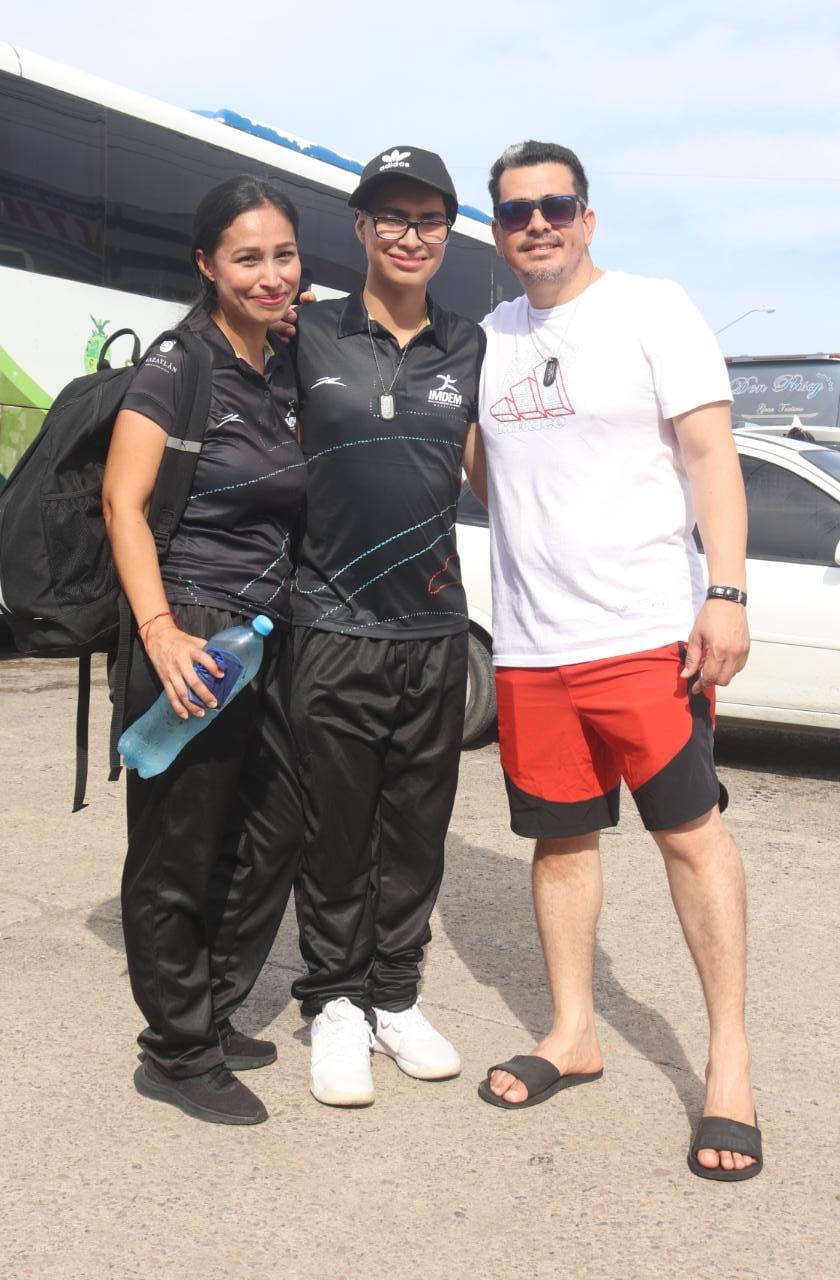 $!Paratletas sinaloenses parten a conquistar tierras regias