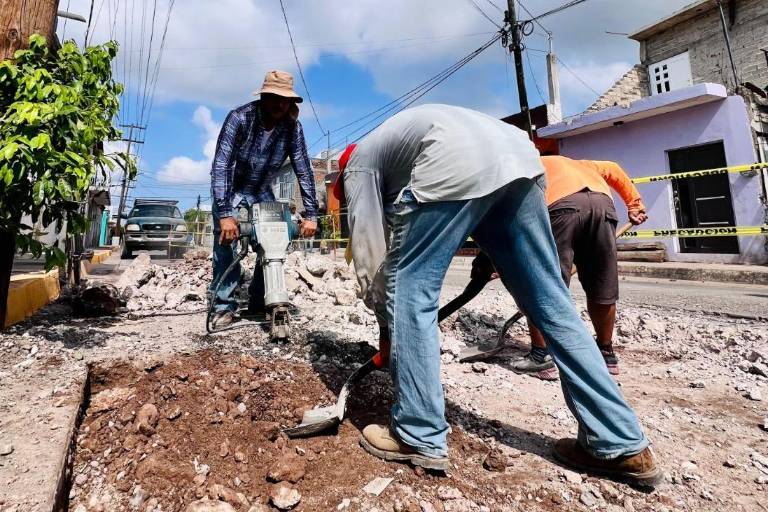 Inician programa de bacheo en Escuinapa ante deterioro de calles