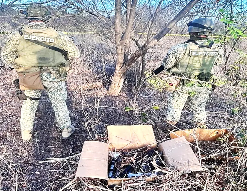 $!Militares aseguran explosivos para dron en La Limita de Itaje Culiacán