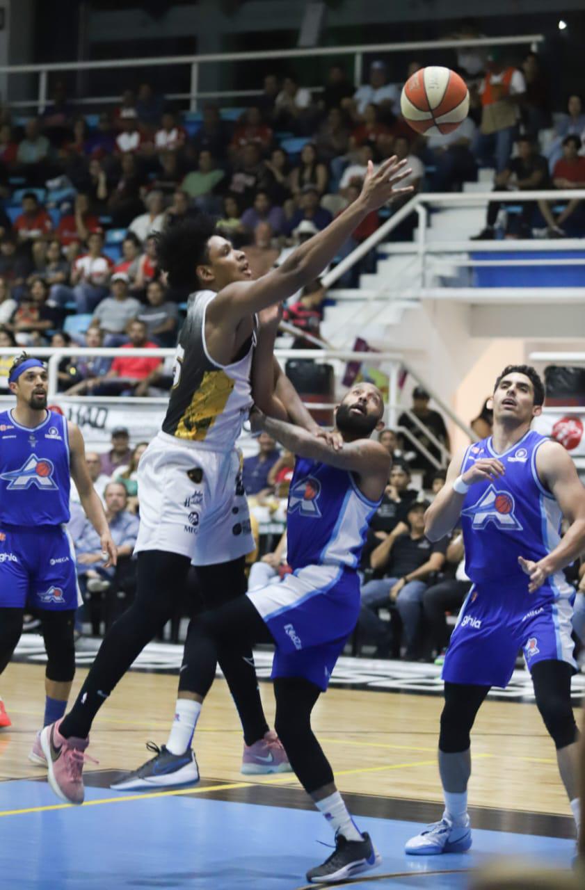$!Venados Basketball liga su séptimo triunfo al derrotar a Astros de Jalisco