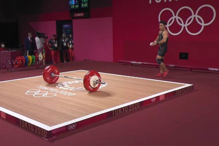 Halterista de la UAS, Jonathan Muñoz, entre los mejores 10 en Tokio 2020