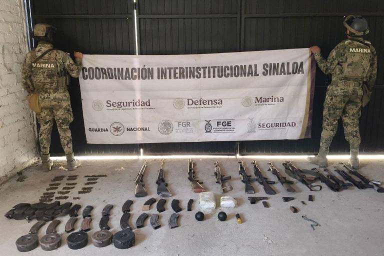 Marina asegura armas y explosivos durante patrullajes en Escuinapa