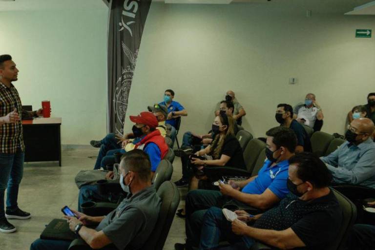 Pide ISDE trabajo en equipo a Asociaciones Deportivas Estatales