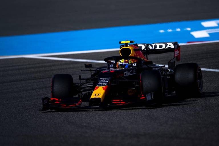 Checo Pérez ganará 8 millones de dólares en 2021 con la escudería Red Bull