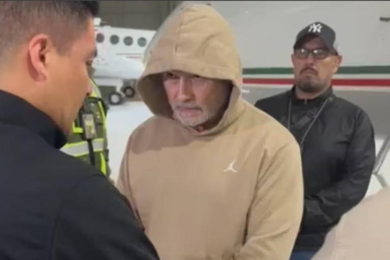 Trasladan a México a Hernán Bermúdez, presunto líder de ‘La Barredora’