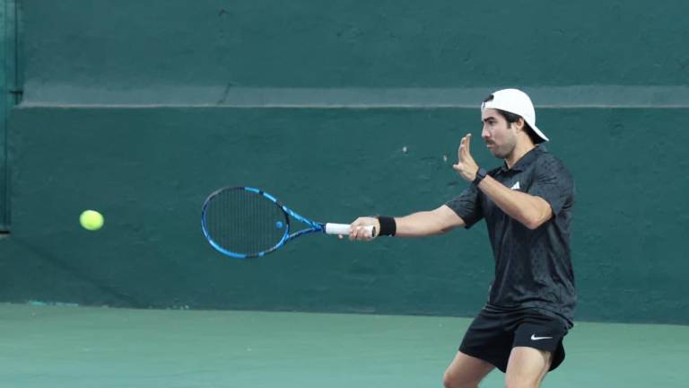 Raúl Lizárraga derrota a José Joel Bouciéguez Jr.