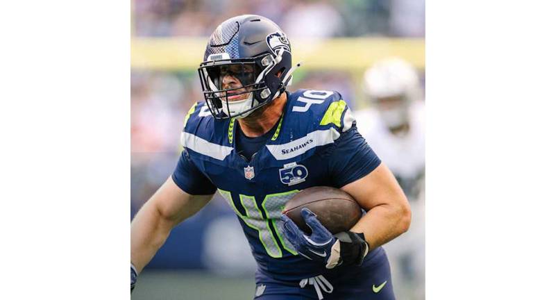 Robbie Ouzts presenta molestias en el cuello.