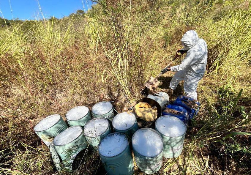 $!Asegura Ejército 7 mil 469 mdp en químicos a cárteles en Culiacán y Badiraguato