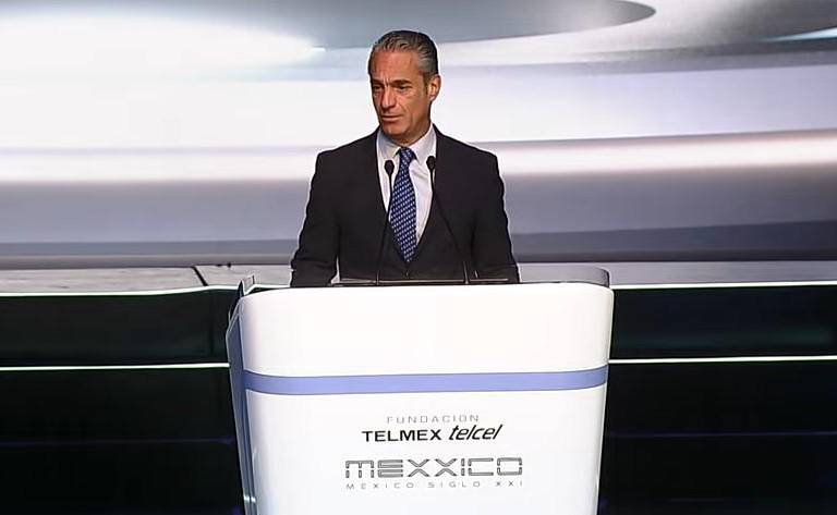 México vive el momento adecuado y a jóvenes tocará consolidar ese desarrollo: Slim Domit