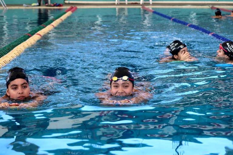 Aseguran Ana Camberos y Valeria Sánchez su boleto al Nacional de Natación de Curso Corto