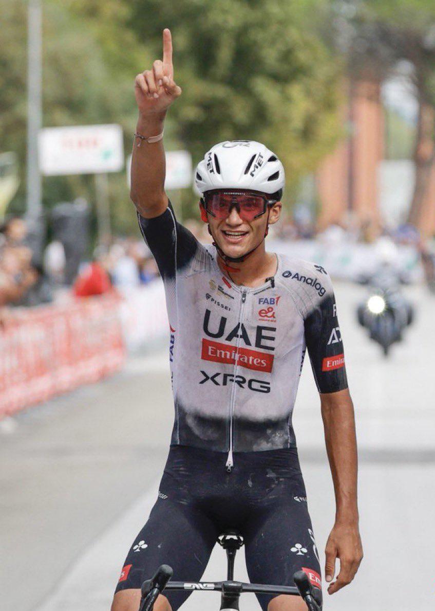 $!Isaac del Toro firmó un 2025 inolvidable con 18 victorias