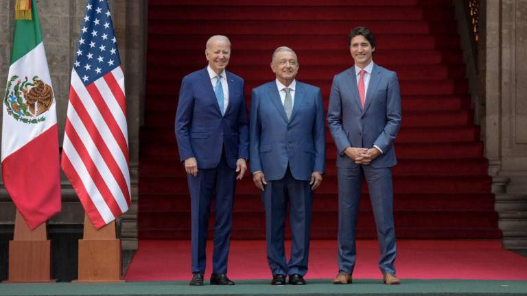 Amaga AMLO con no acudir a Cumbre con Biden y Trudeau, en Quebec