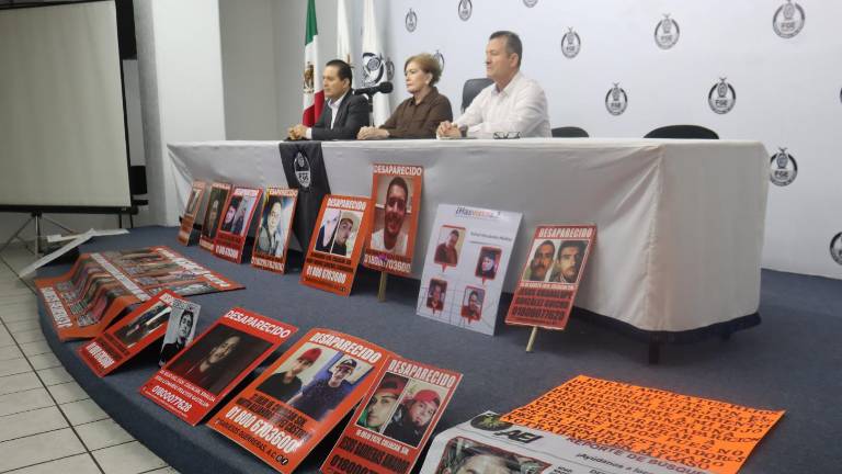 Madres buscadoras de personas desaparecidas en Culiacán sostuvieron una reunión con la Fiscal Sara Bruna.