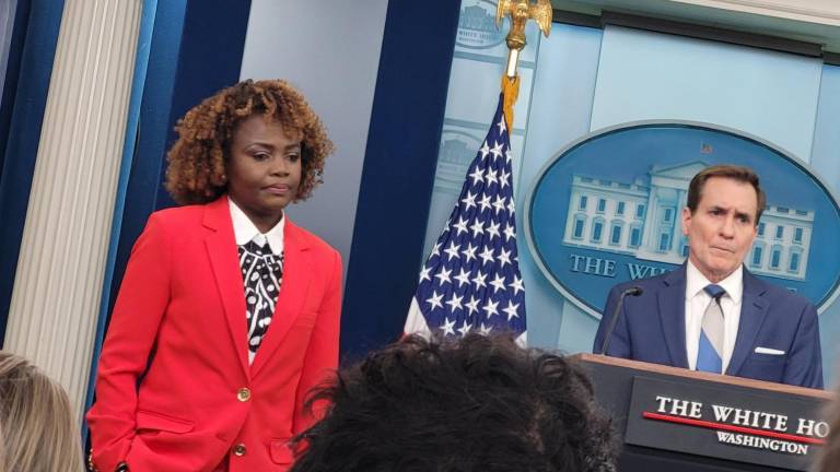 Funcionarios de la Casa blanca anunciaron la medida contra los hutíes rebeldes.