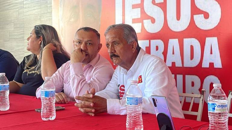 Jesús Estrada Ferreiro visitó el municipio de Elota en un evento donde se reunieron alrededor de 500 personas.
