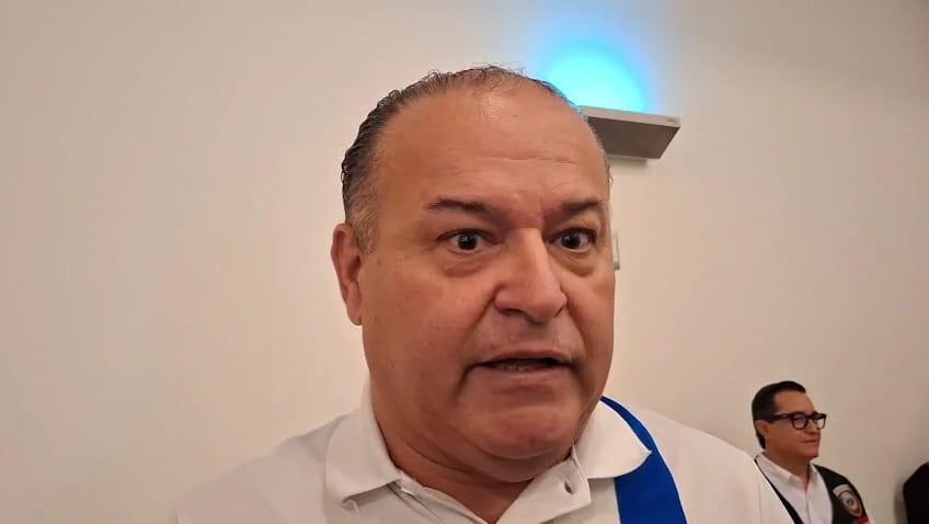 $!Con un desayuno reconocen la labor del Cuerpo de Bomberos de Mazatlán en su día