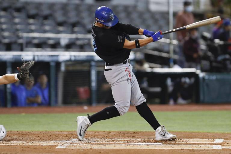 Yaquis apalea a Charros y se lleva la serie a Obregón