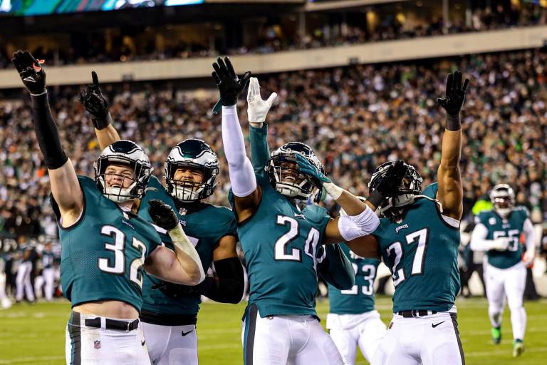 Eagles vuela a la final de Conferencia