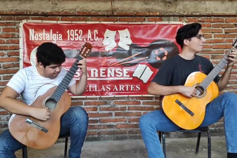 Comparten su talento literario, musical y en ajedrez los alumnos del Centro Rosarense de las Bellas Artes