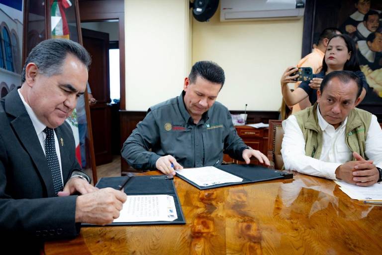 La UAS e IMSS-Bienestar firman convenio de colaboración en beneficio de los estudiantes y la comunidad; coordinan esfuerzos en salud, investigación y práctica profesional
