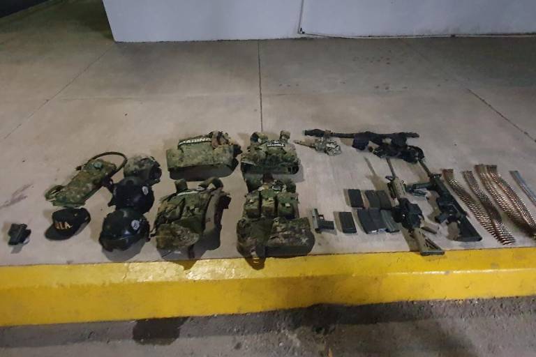 Detienen a dos hombres armados tras persecución en Culiacán