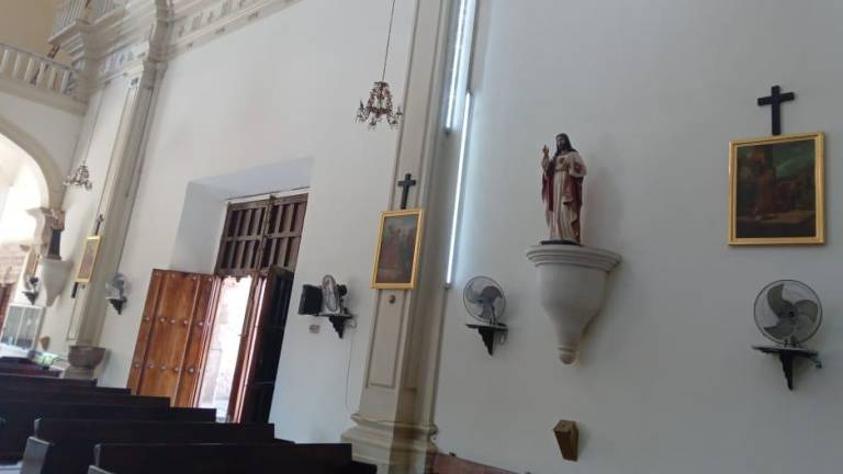 Los cuadros son la representación de la Pasión de Cristo en el Santuario de Nuestra Señora del Rosario.