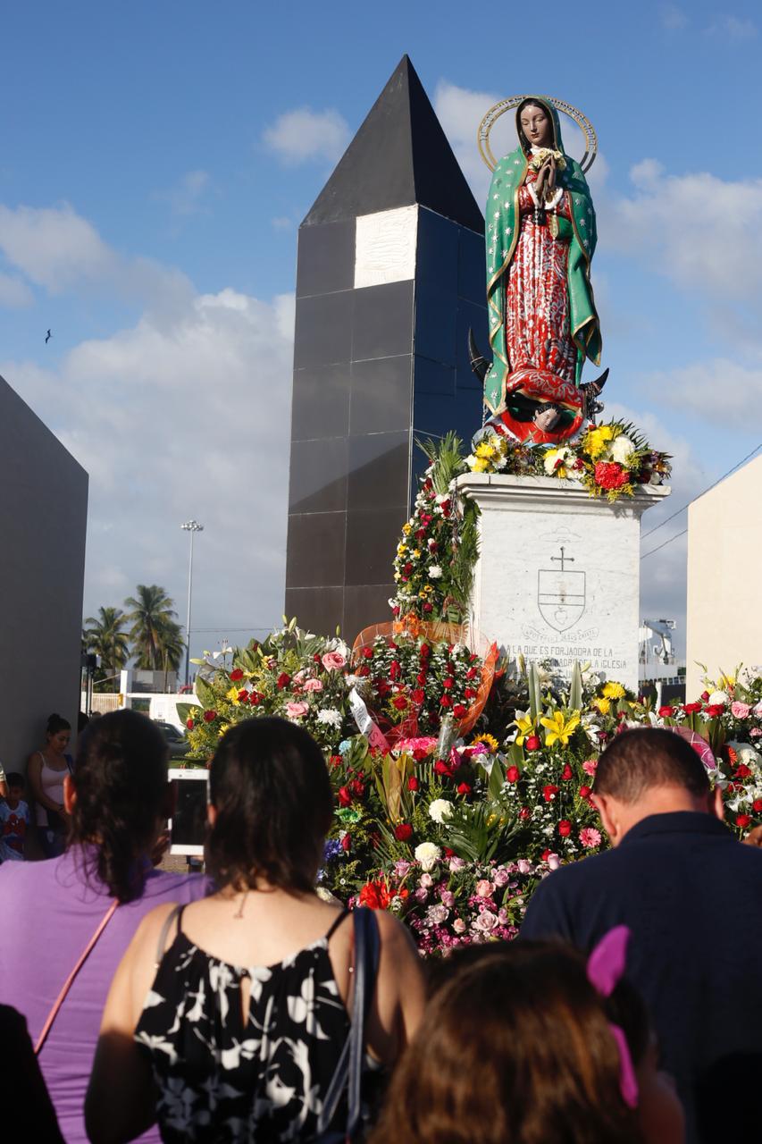 $!Virgen de La Puntilla, la guardiana de los pescadores y la combatiente de los ciclones en Mazatlán