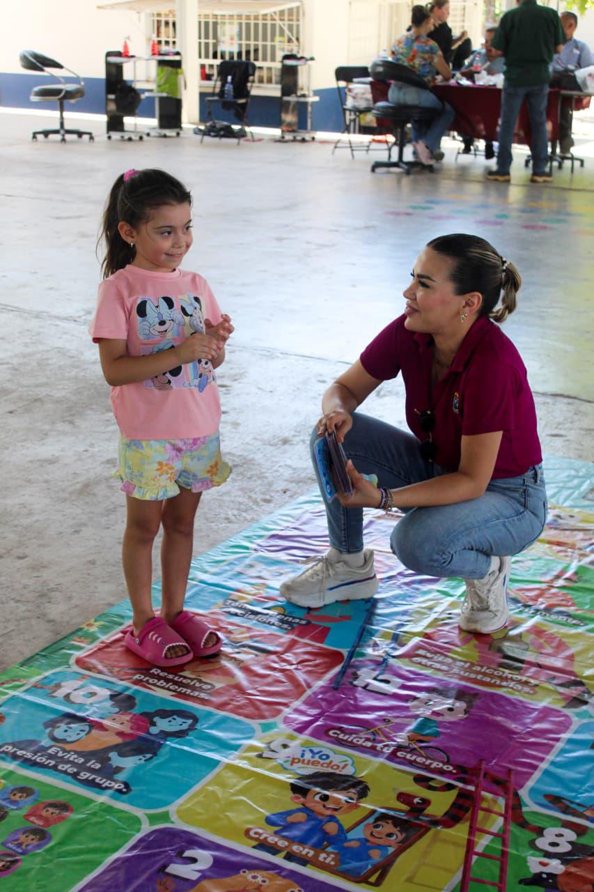 $!Lleva Ayuntamiento de Culiacán jornada de bienestar a colonia Progreso