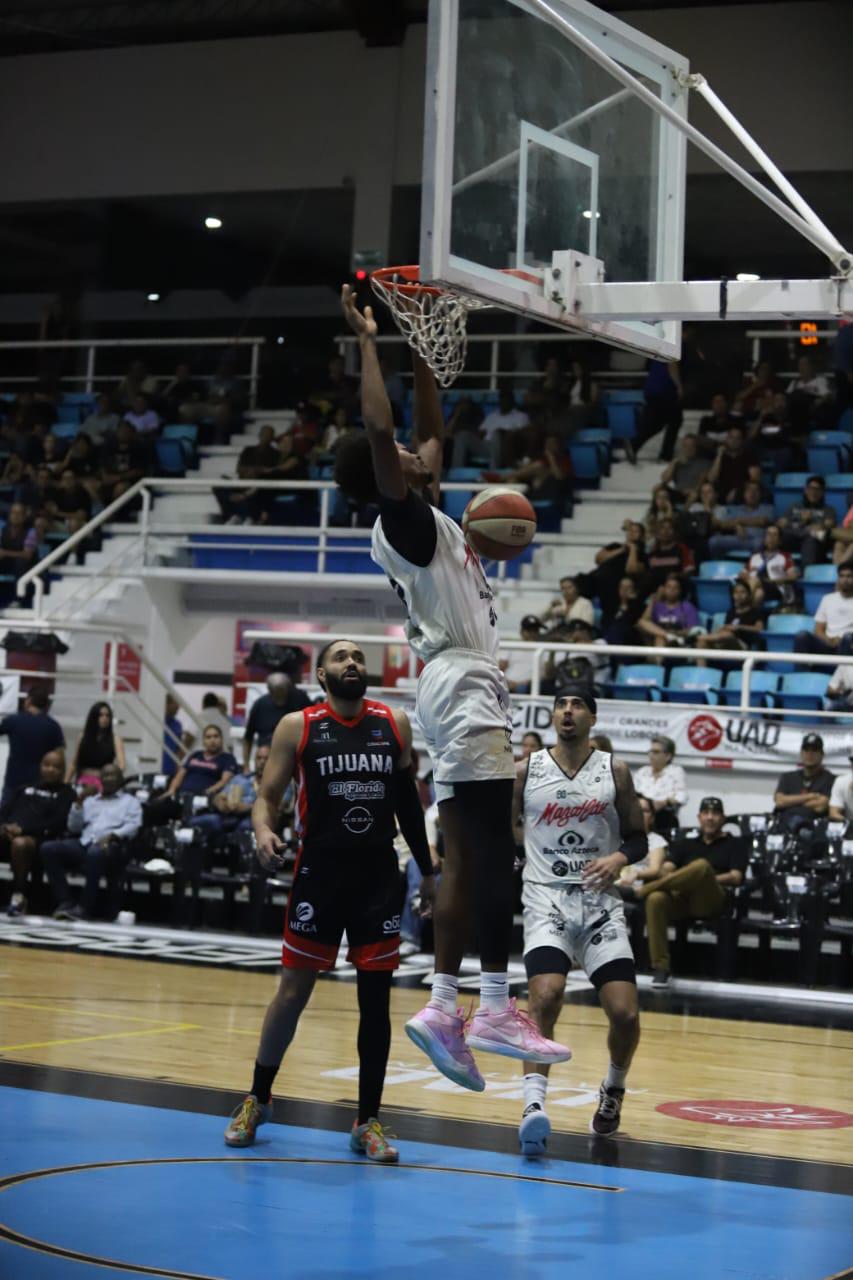 $!Reacción tardía al final es insuficiente para Venados Basketball