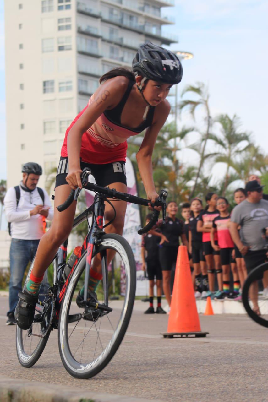 $!Completan con éxito el Duatlón Kids 2023