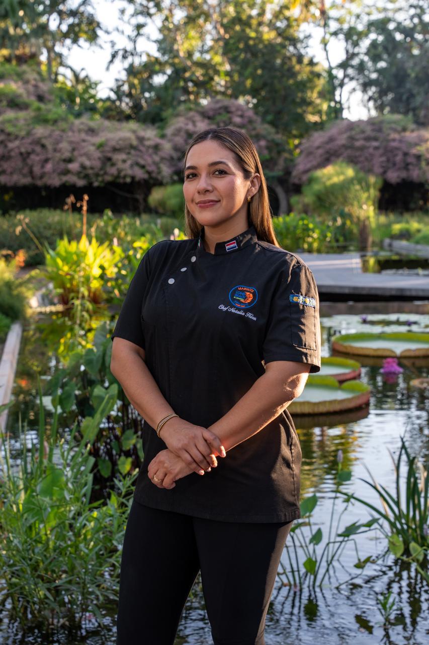 $!Natalia Hernández cuenta con 11 años de experiencia al frente del restaurante Long Beach en Altata.