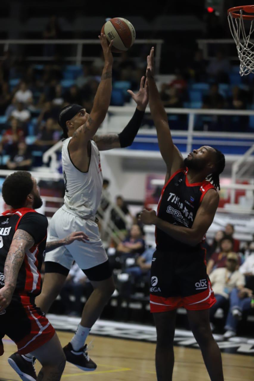 $!Reacción tardía al final es insuficiente para Venados Basketball