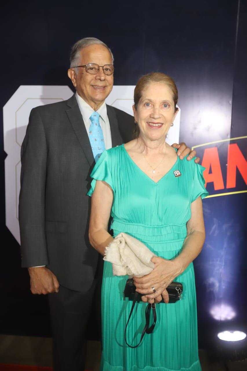 $!Alfonso Gil Díaz y Teresa Gallo de Gil.