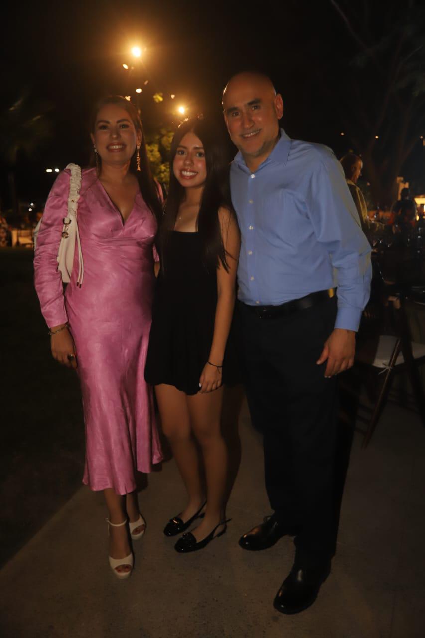 $!Wendy Barajas, Valentina Rico y Sergio Anaya.