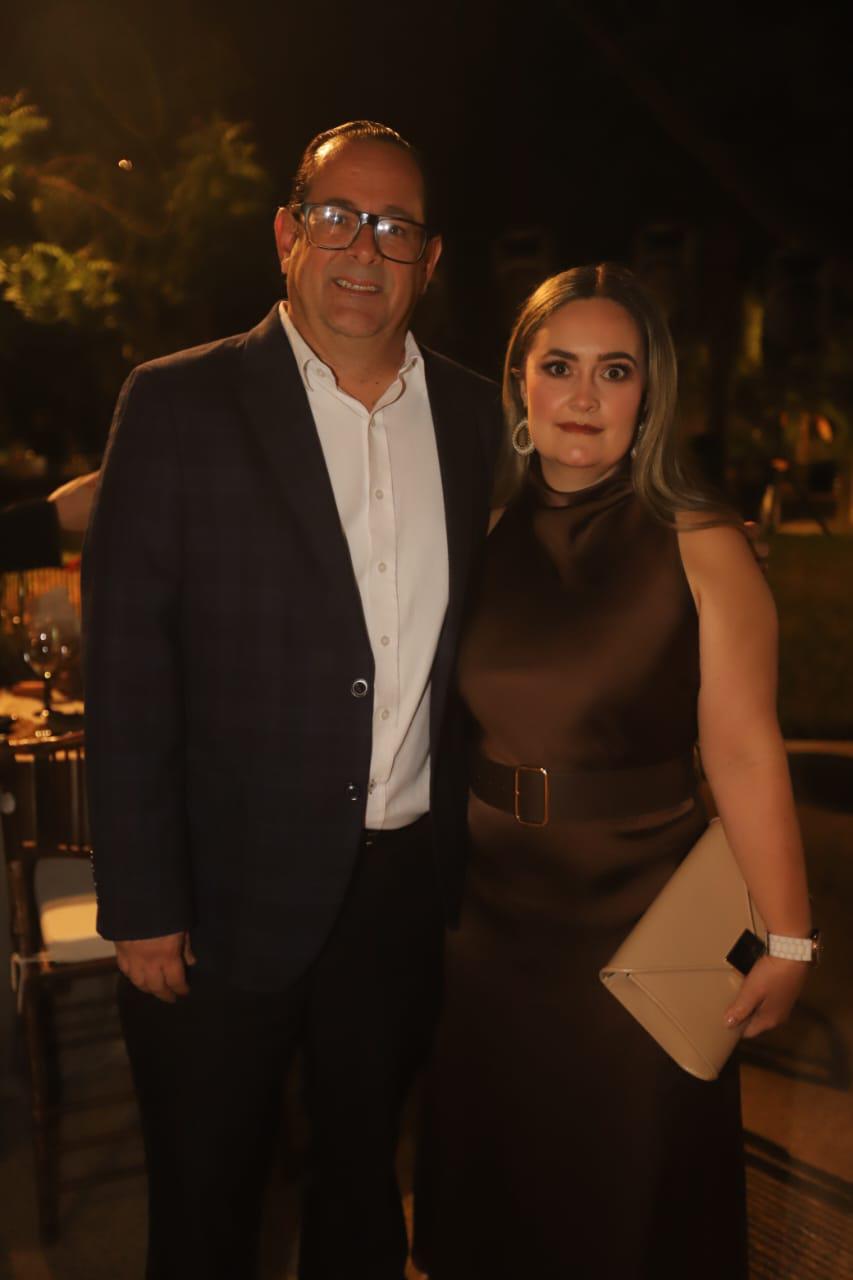 $!Rafael Lizárraga y Patricia de Lizárraga