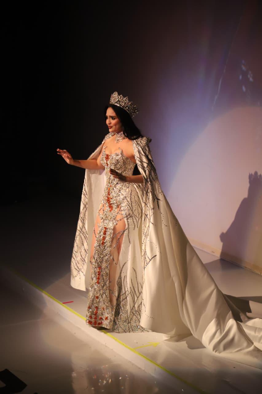 $!Lucero I se despide de su reinado con gratitud y emoción, agradeciendo el apoyo del público y la ciudad.