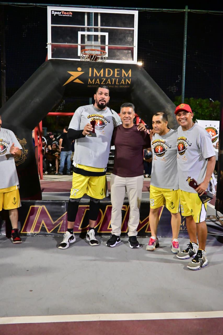 $!Horacio Llamas se corona en la Maxibasquet 50+, en Mazatlán
