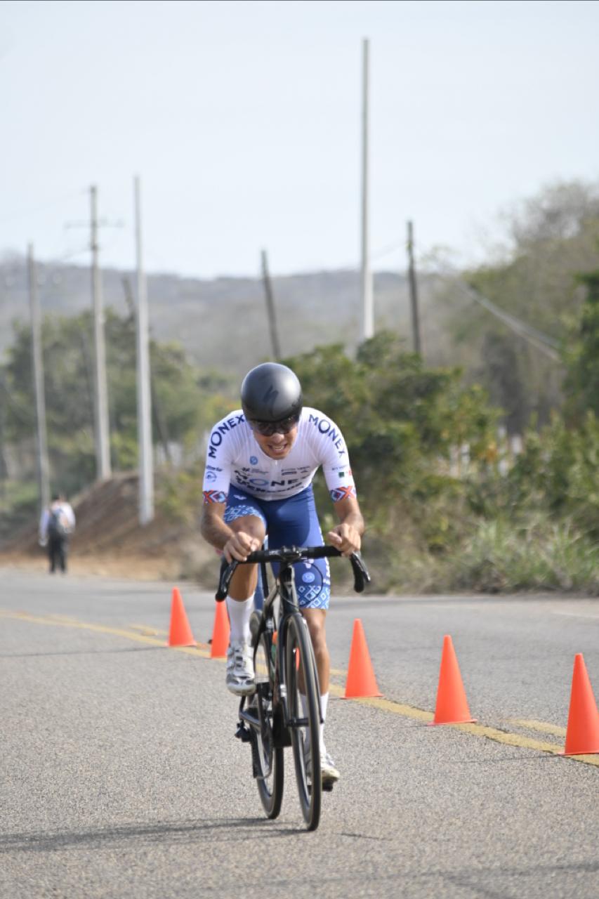$!Sinaloense Alejandro Velarde incursionará en ciclismo europeo