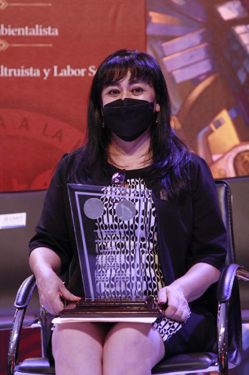 $!Entrega UAdeO reconocimientos a sus mejores linces de 2019 y 2020