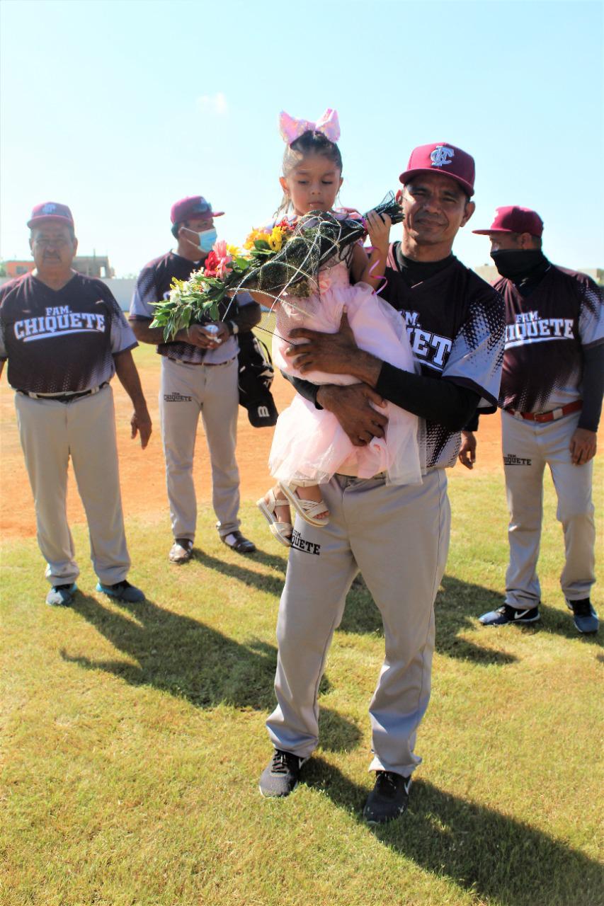 $!Inauguran en Escuinapa Liga de Beisbol Veteranos 40 Años y Más