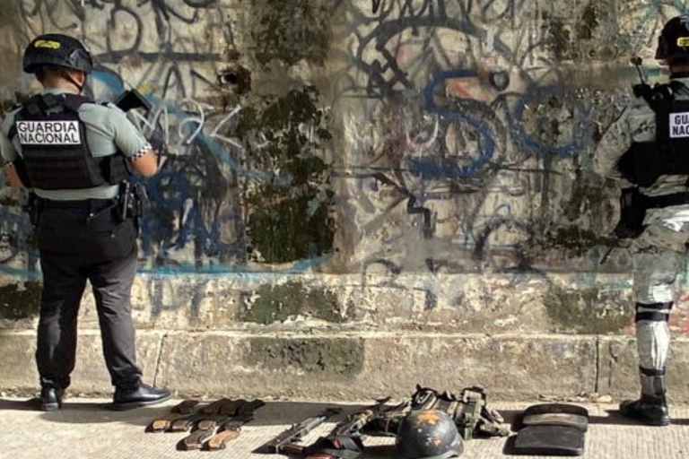 Aseguran precursores químicos y armamento en operativos en Cosalá y Escuinapa