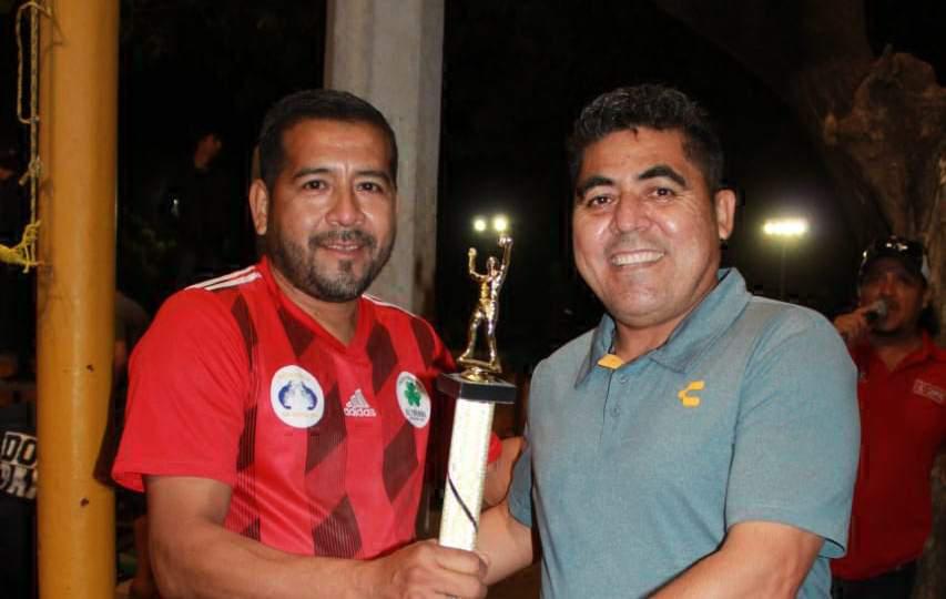 $!Culiacancito se corona en Torneo de Voleibol de Tercias Intersindicaturas