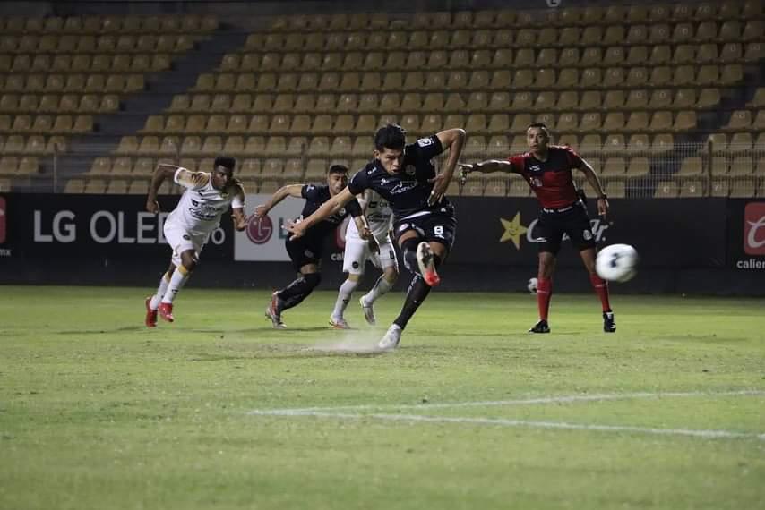 $!Dorados no puede en casa ante el líder de la Liga de Expansión MX