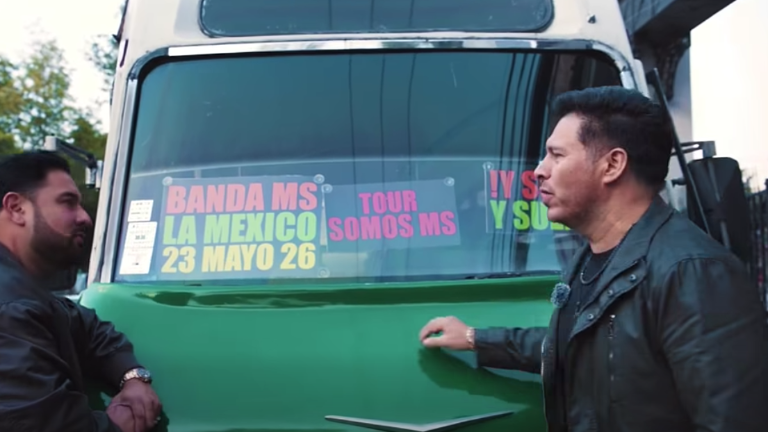 Banda MS anuncia su concierto en la Monumental Plaza de Toros.