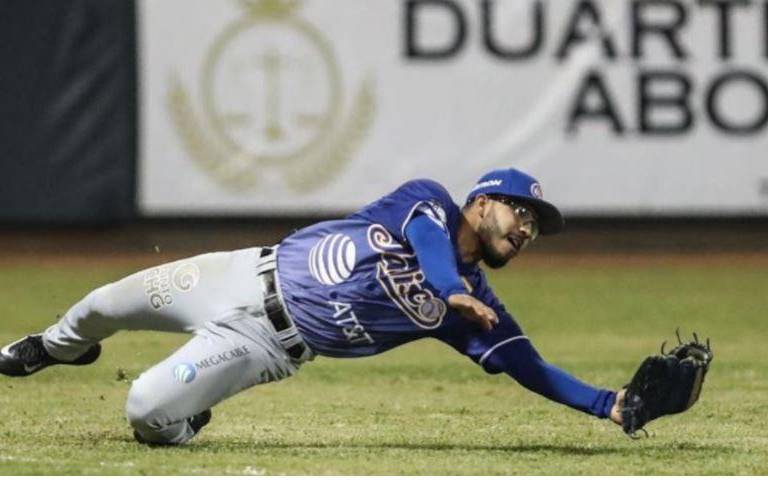 Venados fortalece infield con la llegada de Oziel Flores